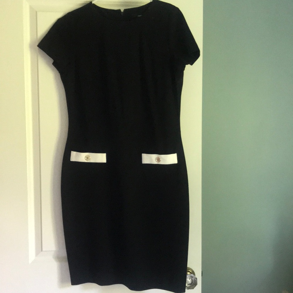 Amanda + Chelsea Black Shift Dress